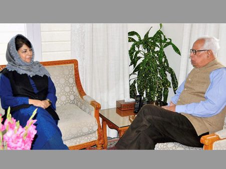 Mehbooba discusses upcoming local body polls with J&K Governor