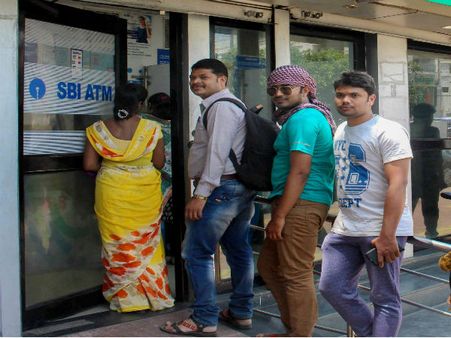 SBI halves withdrawal limits for Classic and Maestro Debit Cards