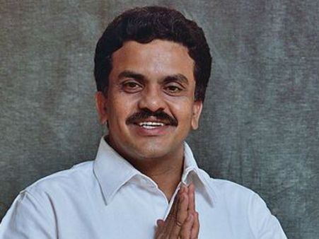 Sanjay Nirupam on calling Modi <i>anpadh gawar</i> : 'Words I used aren't undignified'