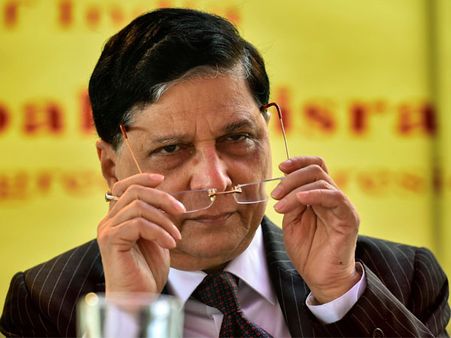 Address infrastructure gaps in judicial system: CJI