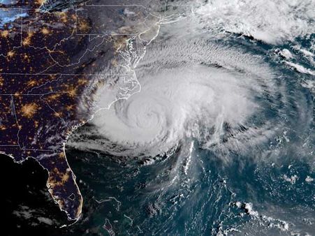 Hurricane Florence: Carolinas brace for 'life-threatening storm'