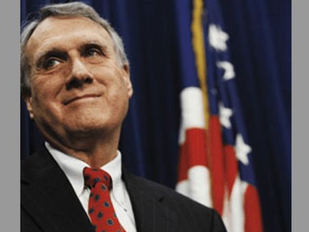 Former US senator Jon Kyl appointed as the temporary successor to late John McCain