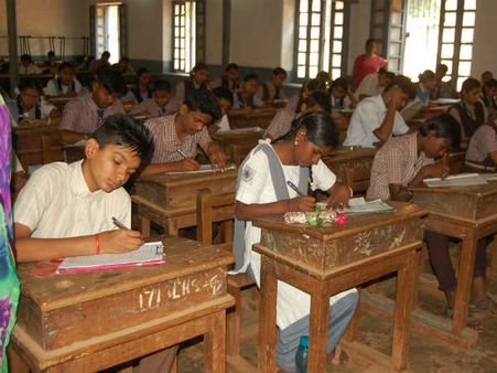 This Mysuru Urdu school has 1 student and two teachers