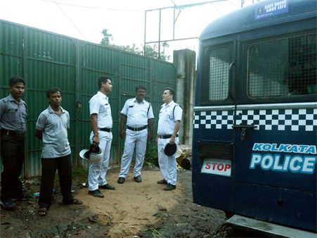 Kolkata: Not newborn skeletons, medical waste found at empty plot say doctors