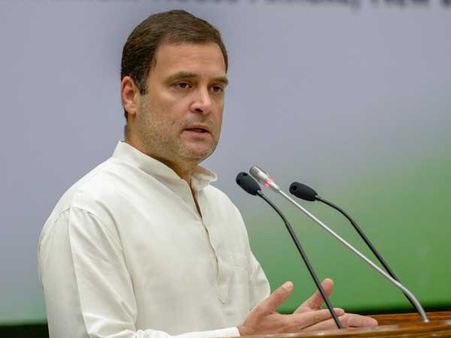 Rahul reiterates <i>'chor'</i> jibe against Modi, says 'watchman' has resorted to thievery