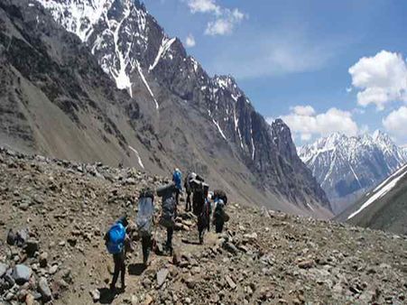 J&K officer among 2 trekkers dead in Kolahoi Glacier