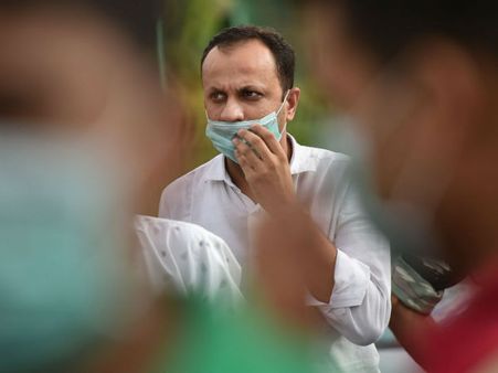 Delhi's air quality remains poor, authorities warn further deterioration