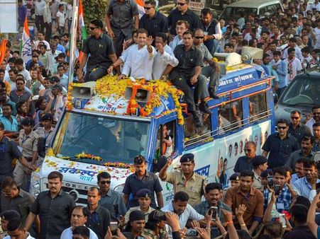 Rahul Gandhi may face the ire for skipping Laxmi Bai’s memorial in Gwalior during his road show
