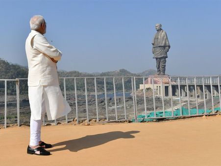 Patel forced Nawab of Junagarh to accede to India who had spent Rs 20 lakh on dog’s marriage