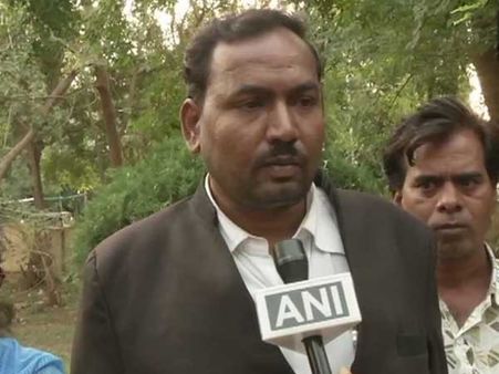 Kannada group to hoist a new Karnataka flag in Gulbarga