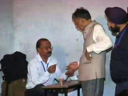 J&K civic polls phase 3: 3.49% turnout in Valley, Samba records 82% voting