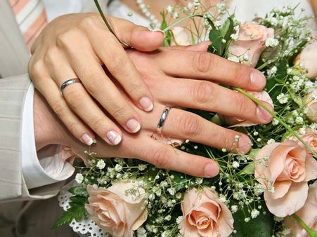 Woman doesn’t let venue go waste even after her wedding is called off