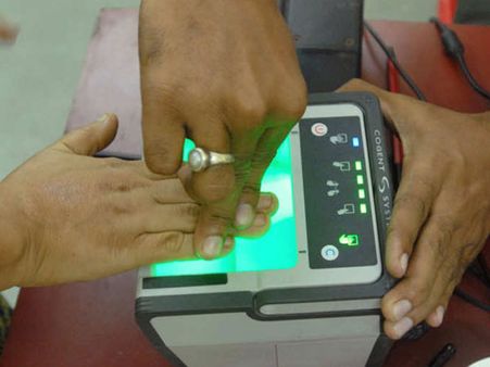 UIDAI extends deadline to implement Aadhaar virtual ID system to Jan-end