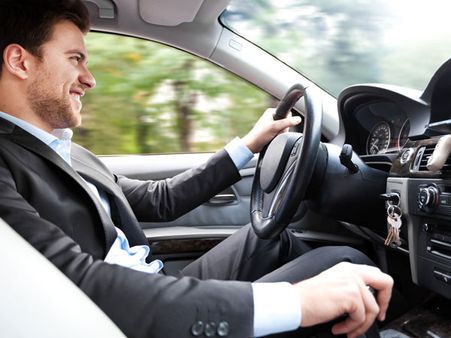 Germany: Young adult overspeeds to celebrate new licence, loses it in 49 minutes