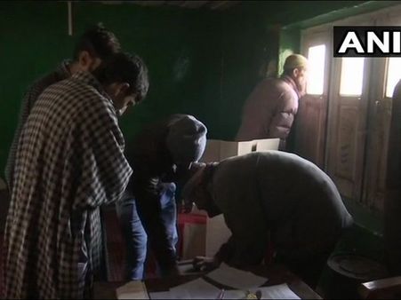 J&K panchayat elections: Kashmir region records 34 per cent, Jammu 59 per cent till noon