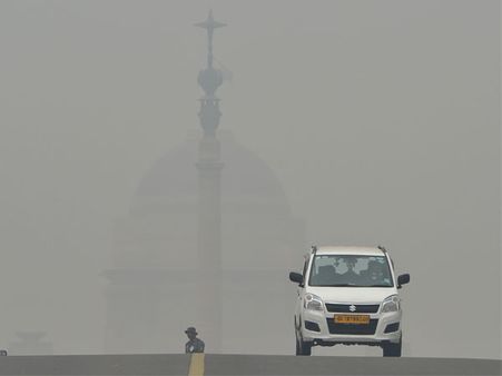 Delhites stay indoors today: Air quality set to worsen today