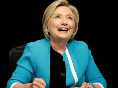 Hillary Clinton writes to 8-yr-old girl who lost to a boy in class president election