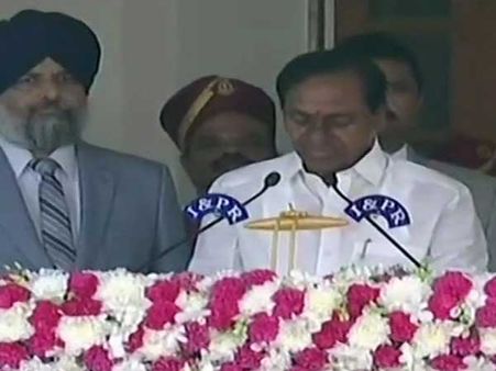 Relying on 'Lucky 6', KCR takes oath as Telangana CM at 1.34 pm