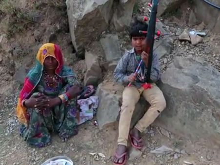 These agri workers from Rajasthan go to Himachal every summer to play instrument & earn money
