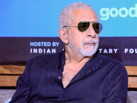 Now Naseeruddin Shah gets a flight ticket to Pakistan