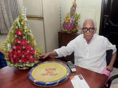 Legendary filmmaker Mrinal Sen dies at 95