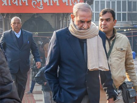 Sajjan Kumar moves Delhi HC seeking 30 days time to surrender
