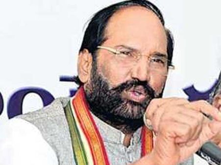 Amidst TRS sweep in Telangana, Congress complains about EVMs