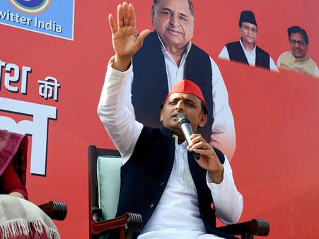 RLD's Jayant Chaudhary meets Akhilesh Yadav, seat share decision soon