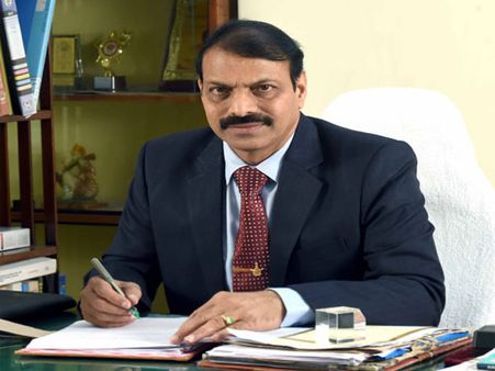 Kauravas of Mahabharata were test-tube babies: Andhra University VC