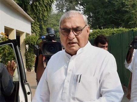 Haryana land cases again haunt Hooda and Congress