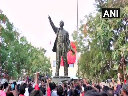 TN: 12-foot-tall statue of Vladimir Lenin unveiled in Tirunelveli