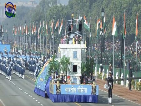 Relief and rescue ops during Kerala floods theme of Indian Navy Tableau on R-Day