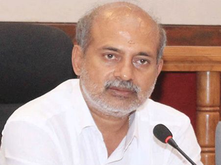 Karnataka: JDS minister's 'Bloody Lady' remark stirs row