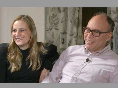 Woman finds sperm donor of her teenage daughter, falls in love with him