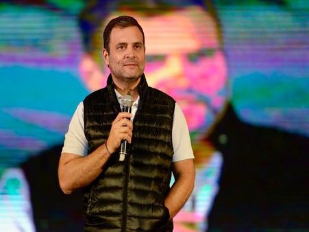 Rahul Gandhi promises ‘martyr’ status for jawans, if Cong voted to power