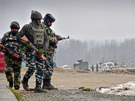After Pulwama attack, Govt allows security forces deployed in Kashmir to travel by air