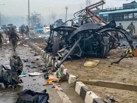 Pulwama: Bomb maker entered India in Jan, slipped out moments after attack