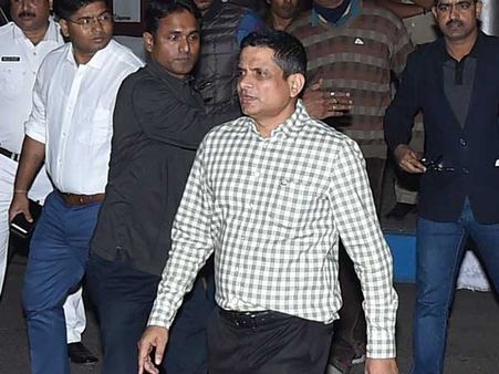 Saradha scam case: Ex-Kolkata top cop Rajeev Kumar fails to turn up at CBI office