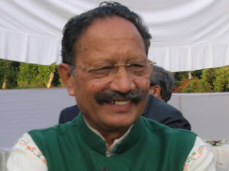 What's the problem, asks BC Khanduri on his son joining Congress