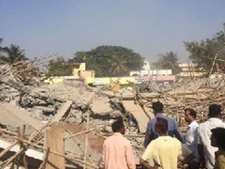 Karnataka: 2 dead, 22 injured as under-construction building collapses in Dharwad