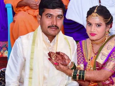 Reversing trend: Two Karnataka brides tie mangalsutras around husbands’ necks