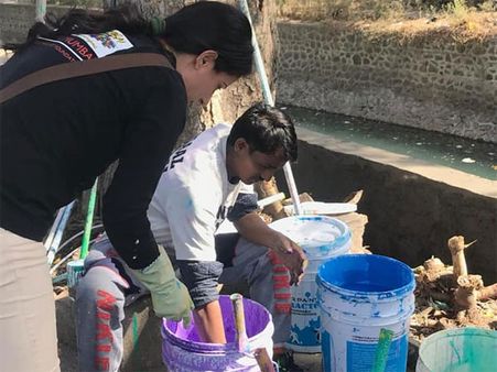 Mumbai artist paints slums in Pune to change society’s mindset towards them