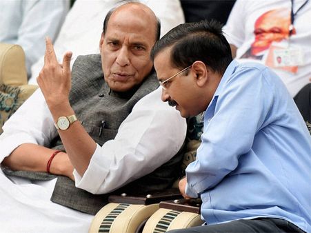 Rajnath Singh, Arvind Kejriwal shun Holi celebrations in memory of Pulwama jawans