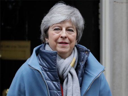 Theresa May to set date for resignation