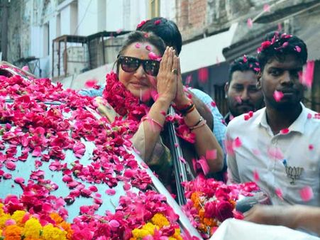 ‘His X-ray like eyes’: Jaya Prada booked for warning Mayawati against Azam Khan