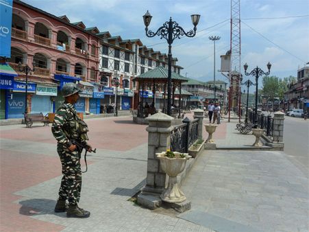 Traders in terrorists’ clothing: Suspending LoC trade a much needed decision