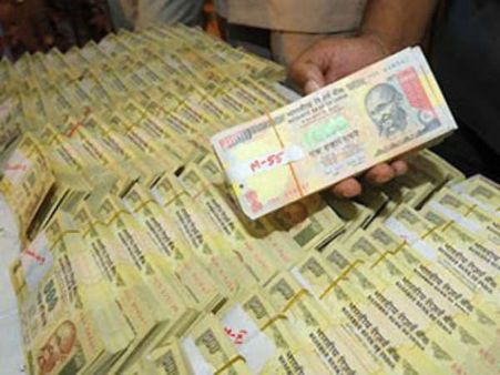 UP: Demonetised currency worth Rs 46 lakh seized from a Dehradun-bound car