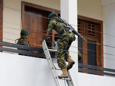 15 dead in fierce gun battle between troops and Islamists in Sri Lanka