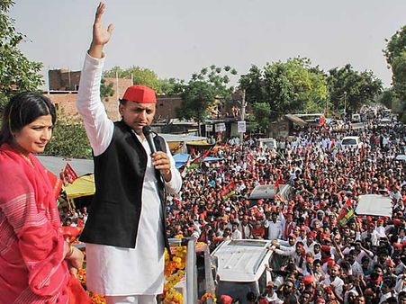 Akhilesh critical of both BJP, Congress; Asks who started misuse of central agencies in first place