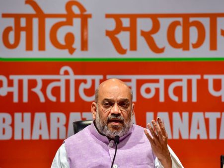Amit Shah distances BJP from pro-Godse remark, asks leaders to explain remarks in 10 days